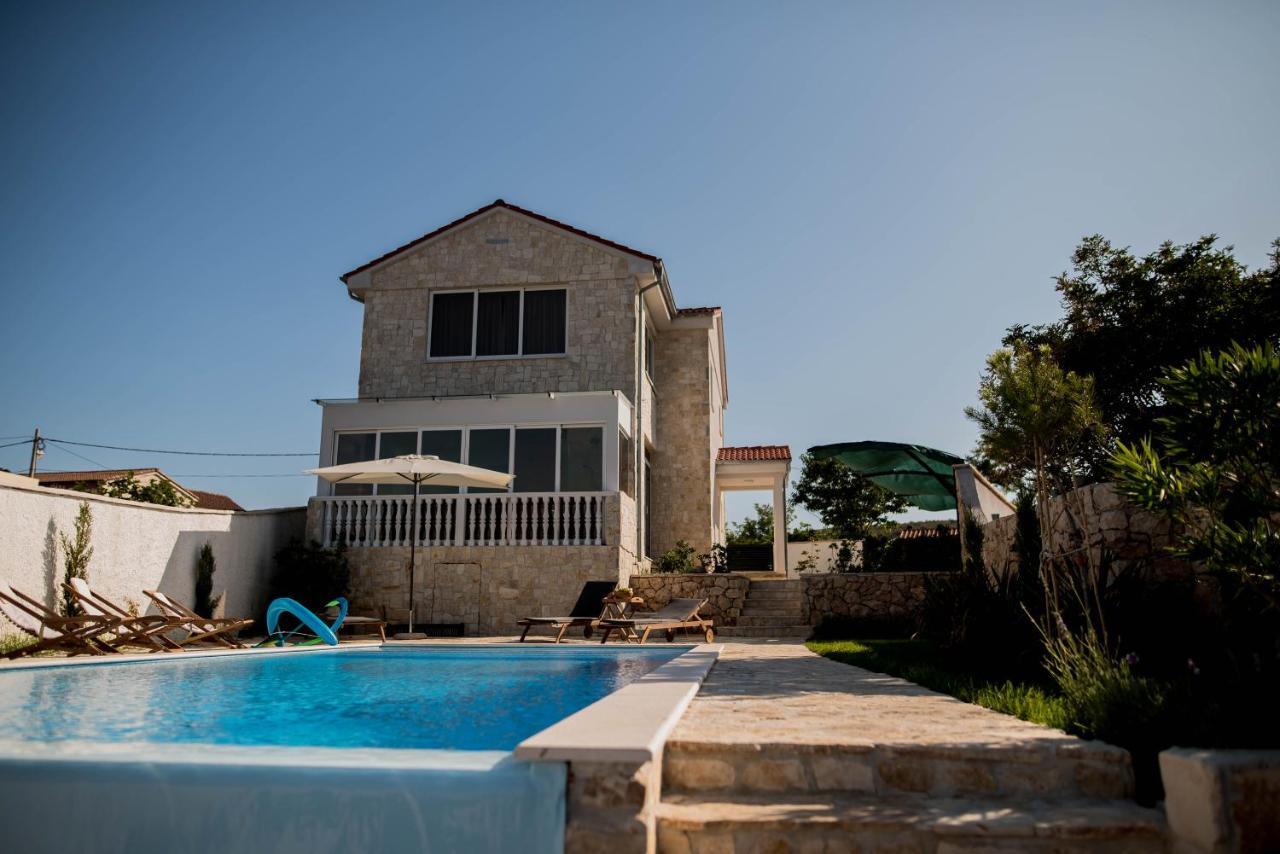 La Familia, Zadar, Vinjerac Villa Exterior photo
